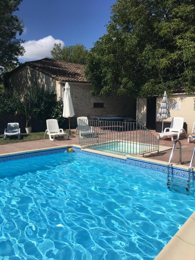 Villa Les Granges Les Lèves-et-Thoumeyragues Exterior foto